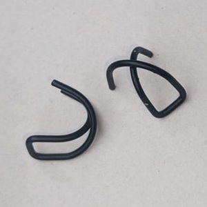 Cross Ear Cuff - Black. No Piercing